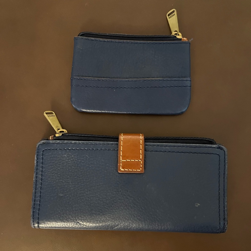 Fossil Matching Navy Wallets - image 4